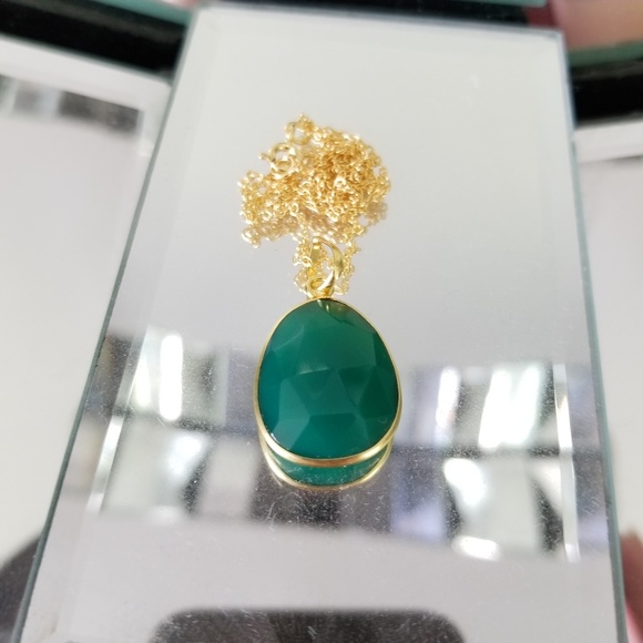 24kt Gold Artisan Green Onyx Necklace - Picture 2 of 6